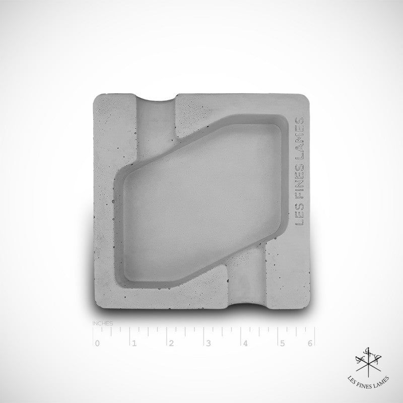 Dyad - Concrete Ashtray - Grey | Les Fines Lames - Cuban Ashes